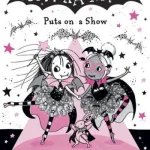 Isadora Moon Puts On A Show By Harriet Muncaster